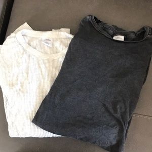 Bundle of 2 Men’s Urban Outfitters long sleeves!